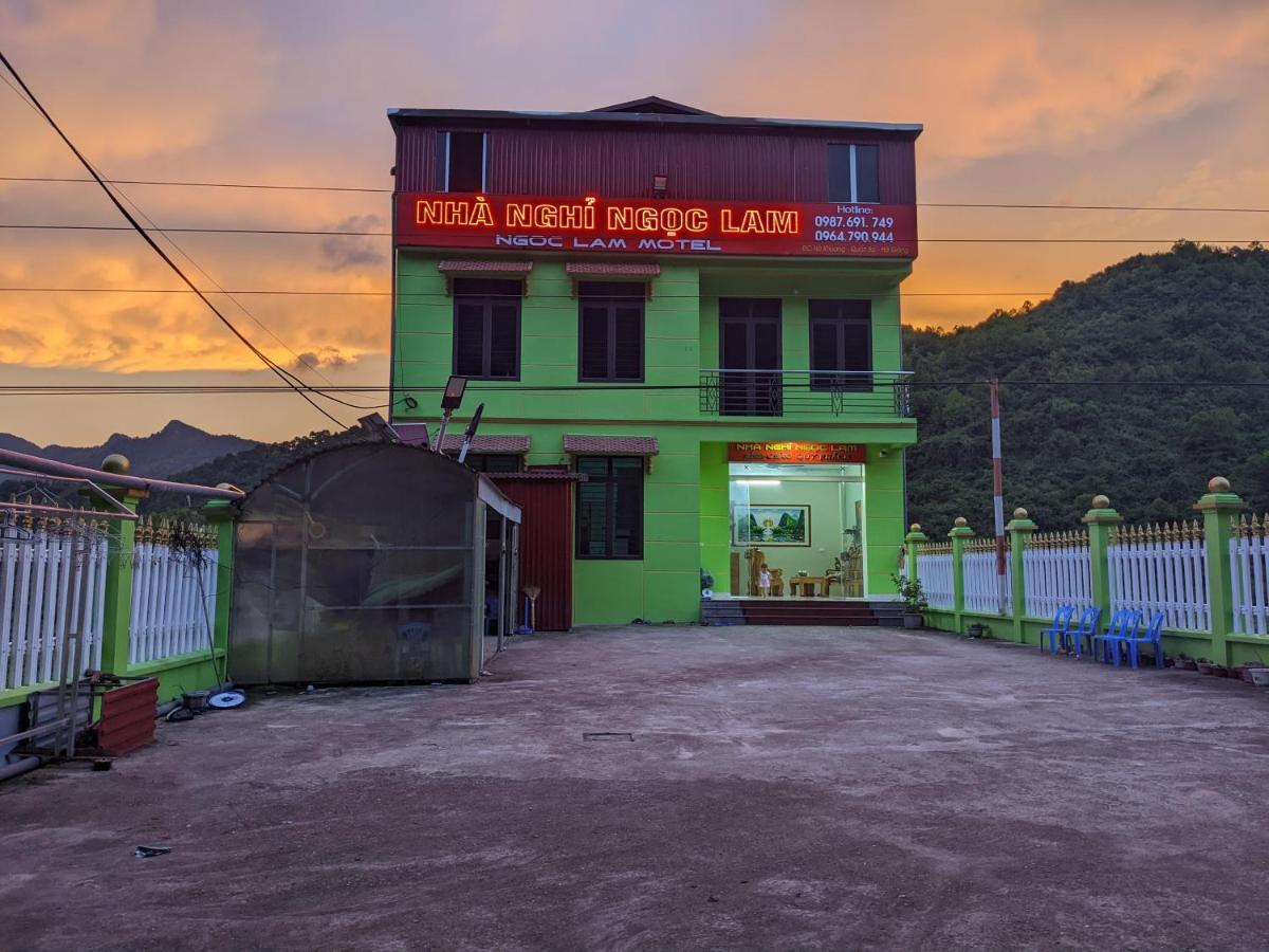 Hotel Nha Nghi Ngoc Lam Quan Ba Exteriér fotografie