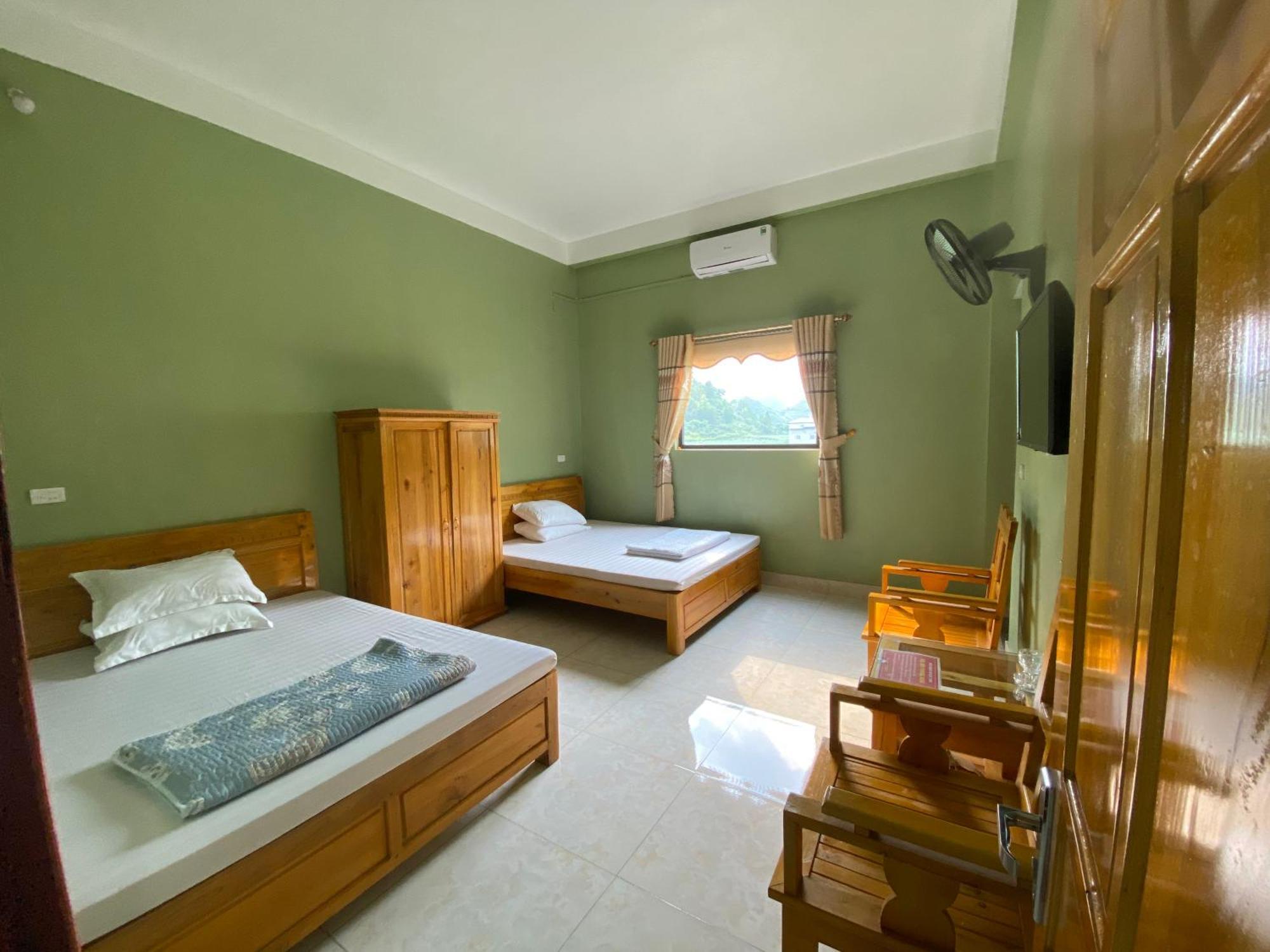 Hotel Nha Nghi Ngoc Lam Quan Ba Exteriér fotografie